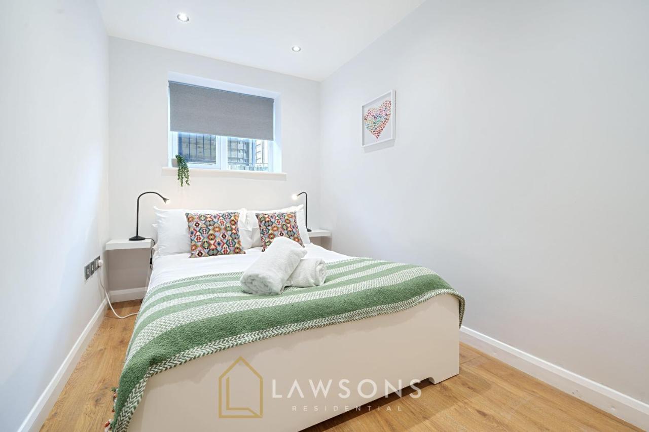 Stylish Living By Lawsons - 3 En Suites Windsor Exteriör bild