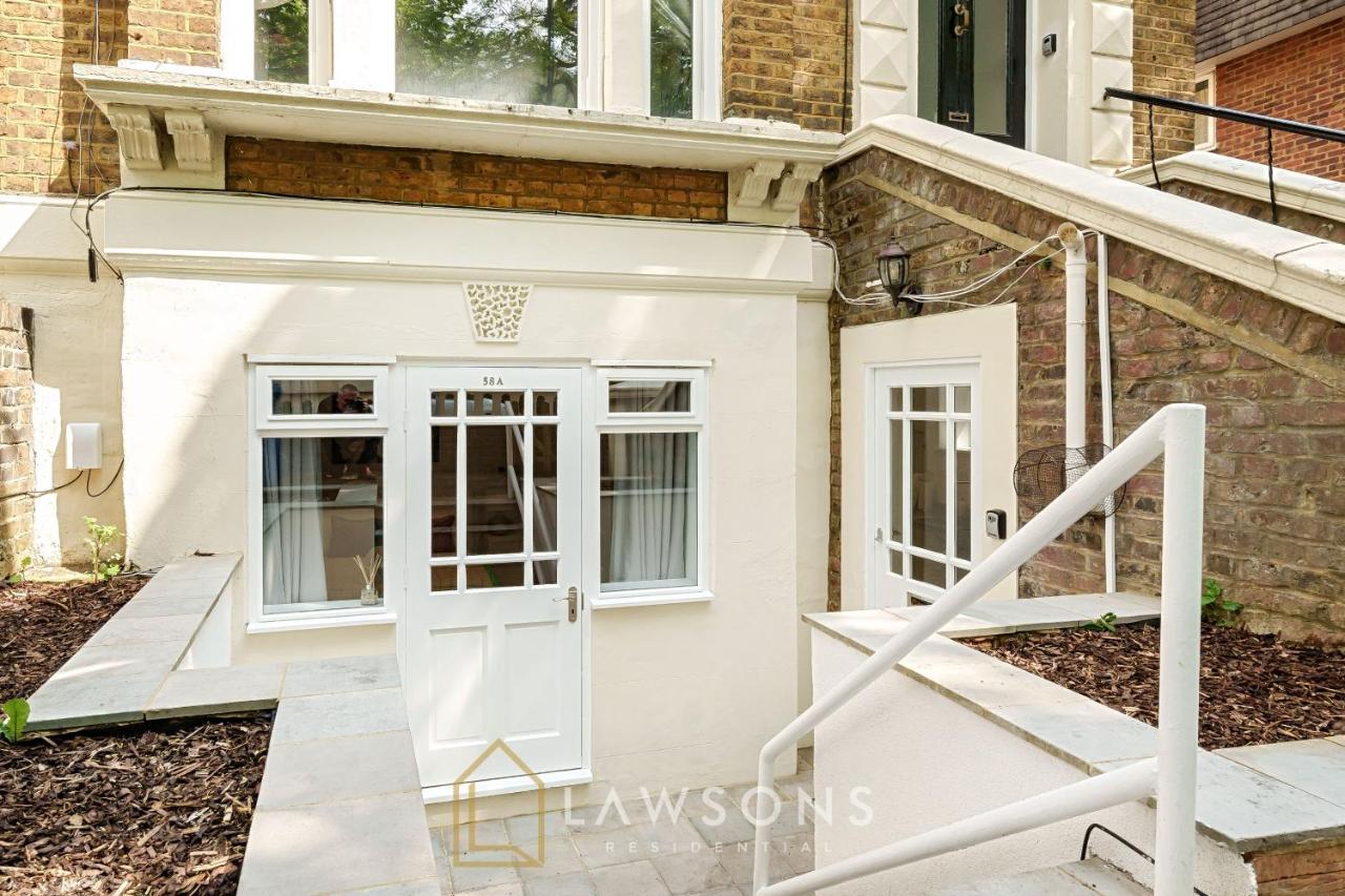 Stylish Living By Lawsons - 3 En Suites Windsor Exteriör bild