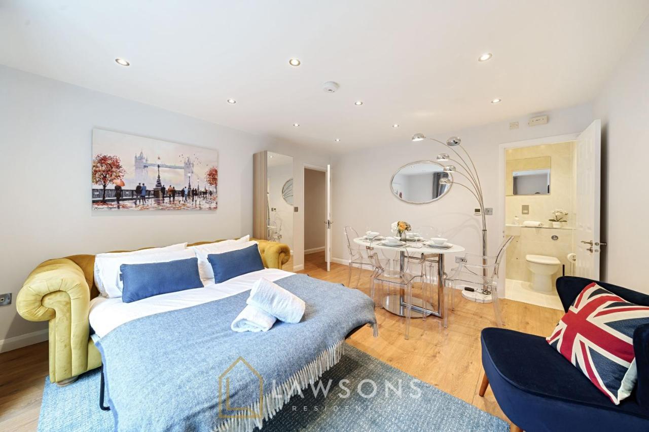 Stylish Living By Lawsons - 3 En Suites Windsor Exteriör bild