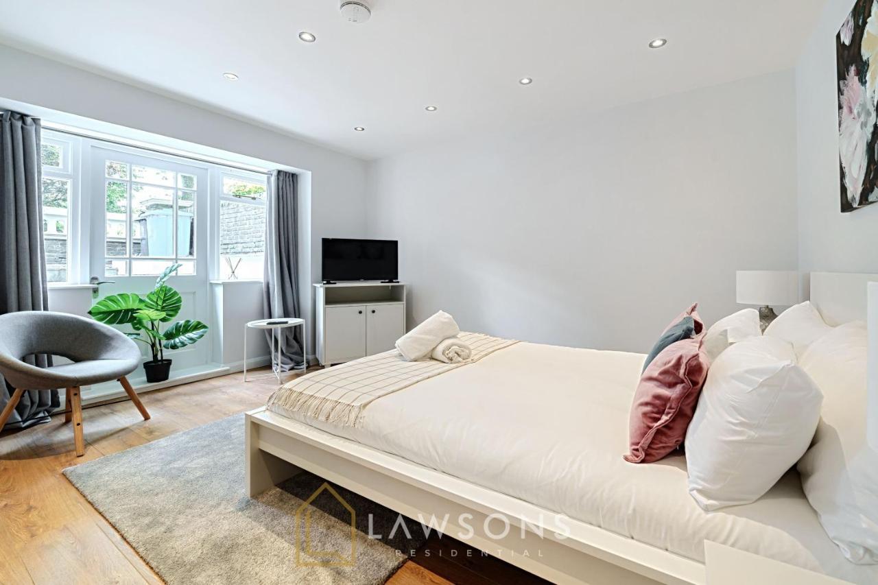 Stylish Living By Lawsons - 3 En Suites Windsor Exteriör bild